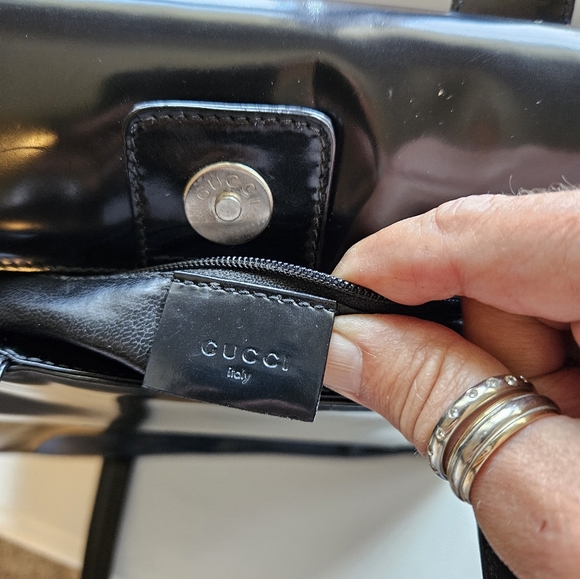 Gucci Vintage Patent Leather 2 way bag 24Hr  FLASH SALE $ FIRM - Picture 12 of 13